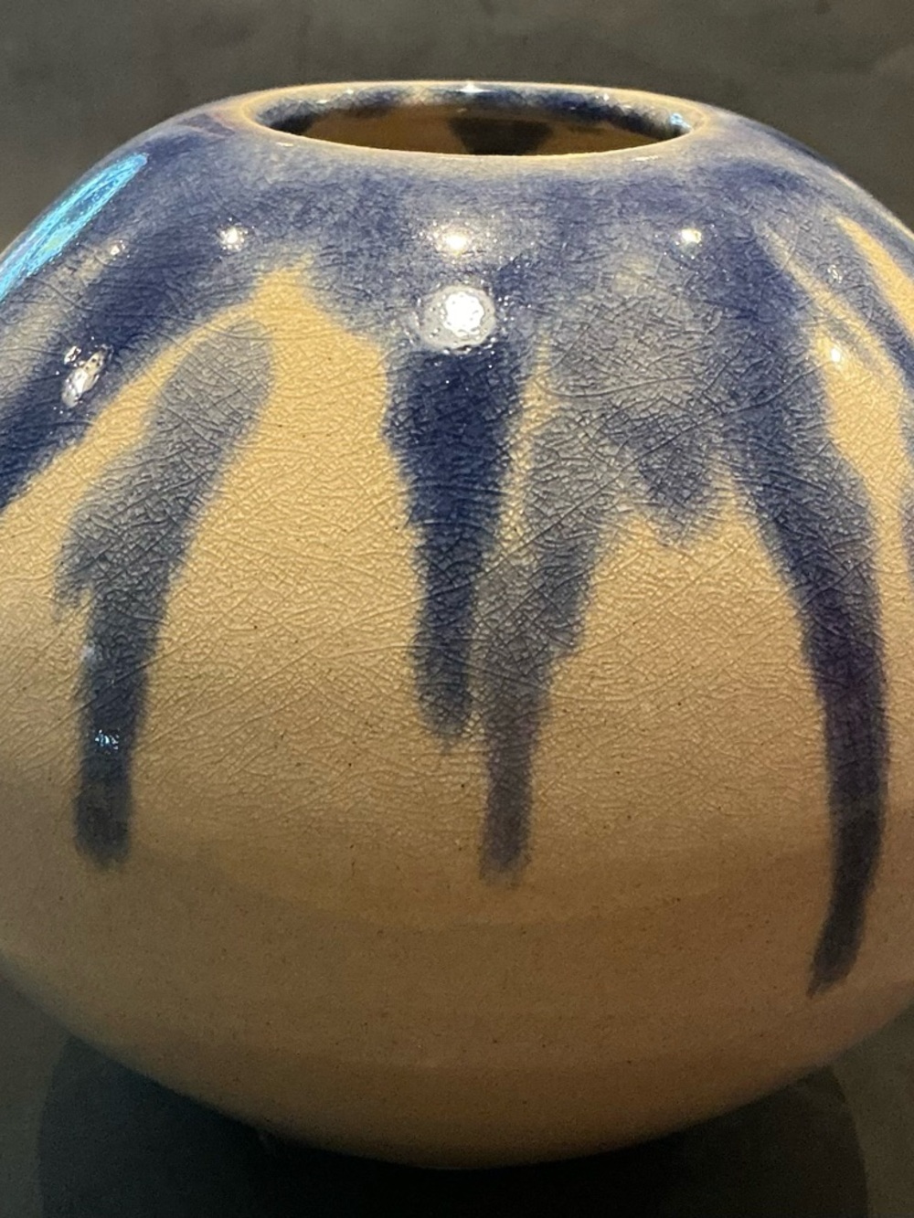 BEAUTIFUL! Hand Thrown Blue and White Bulbous Drip Vase W/Crazing Signed Rauch